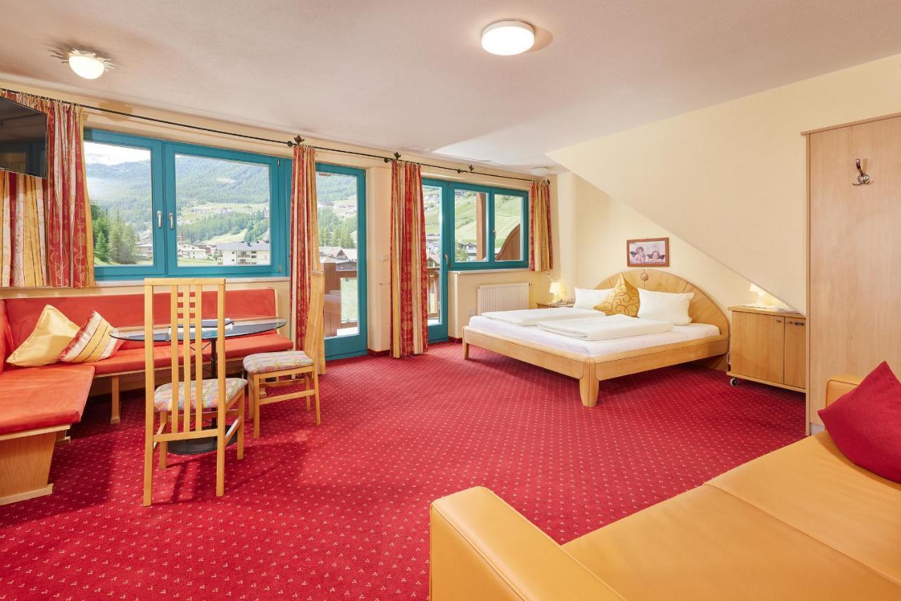Hotel Sunny Soelden Exterior foto